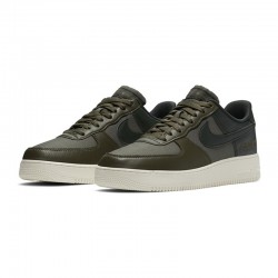 NIKE AIR FORCE 1 GTX / KAKI