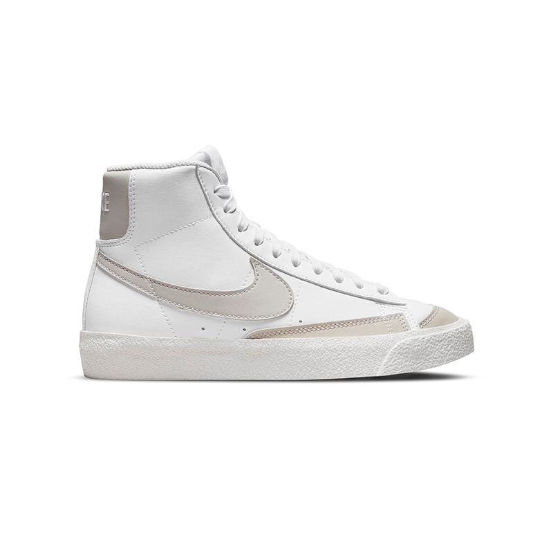 Nike Blazer Mid '77 Se (GS)...